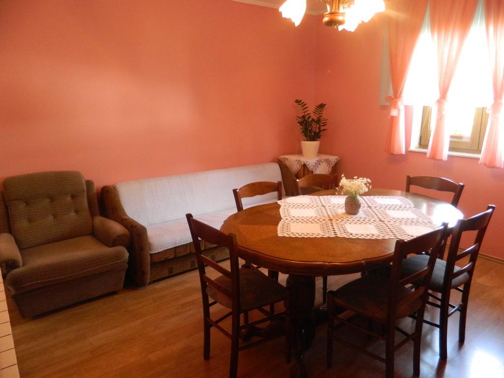 Vacation Home Kuca Za Odmor Krasno Polje Bagian luar foto