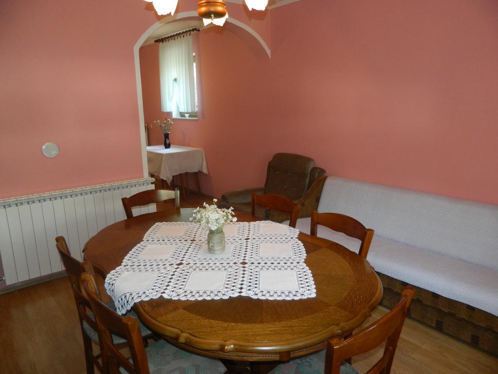 Vacation Home Kuca Za Odmor Krasno Polje Bagian luar foto