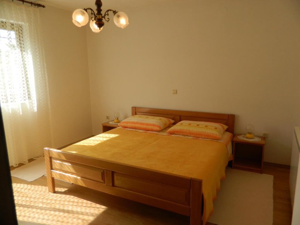 Vacation Home Kuca Za Odmor Krasno Polje Ruang foto
